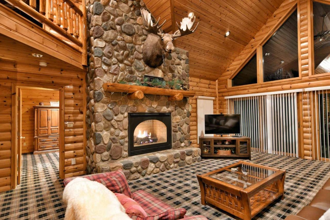 Majestic Moose Lodge Home Cable Extérieur photo